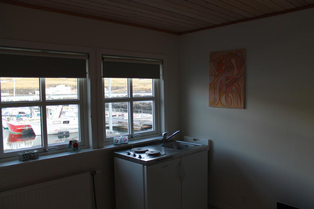 Kristjanshavn Hotel Mithvagur Bagian luar foto